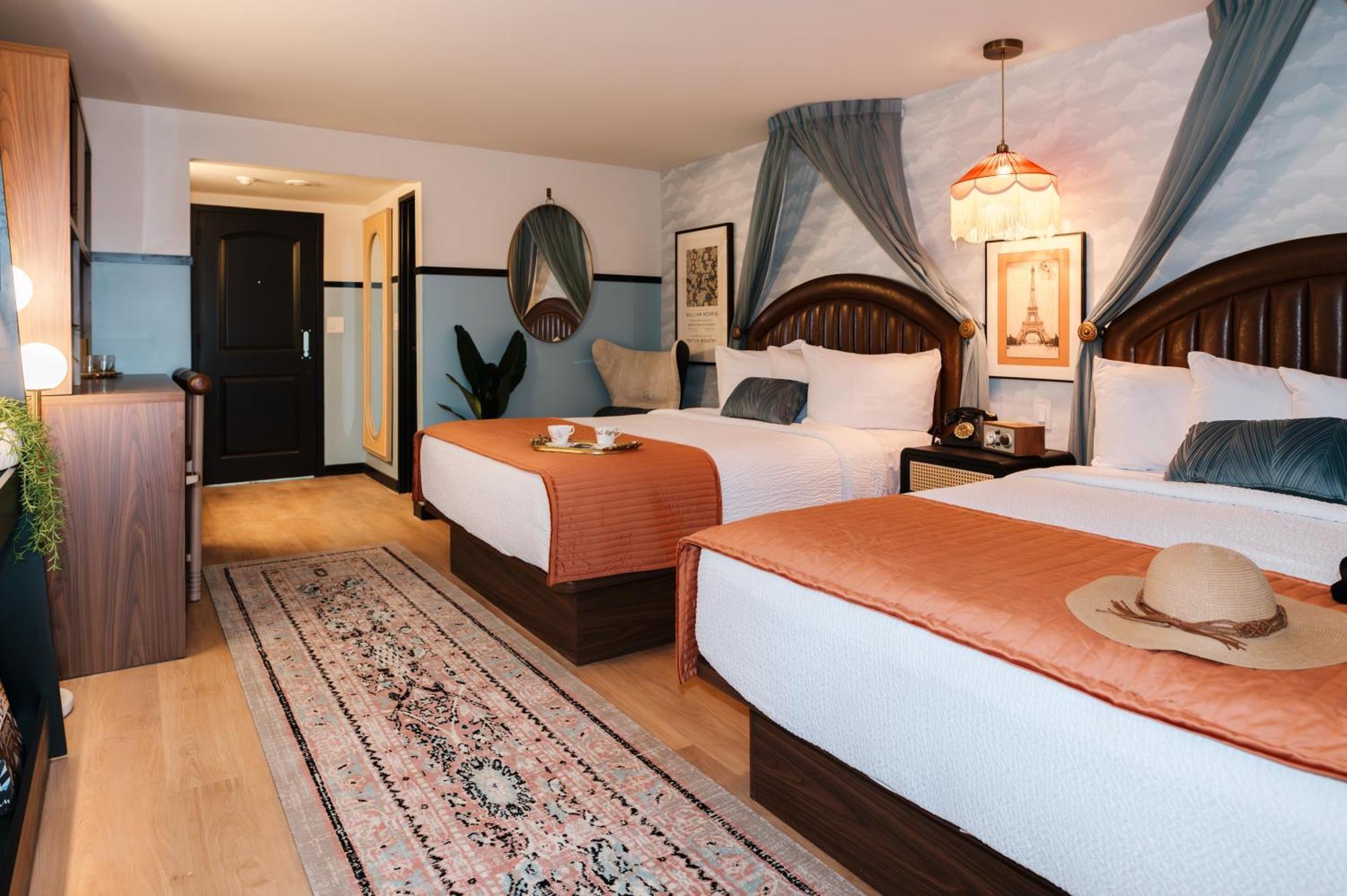Uncommoner Hotel By Reverie Boutique Collection West Yarmouth Exterior photo