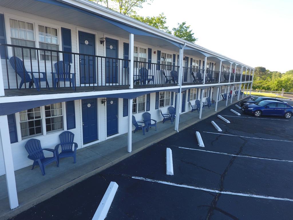 Uncommoner Hotel By Reverie Boutique Collection West Yarmouth Exterior photo